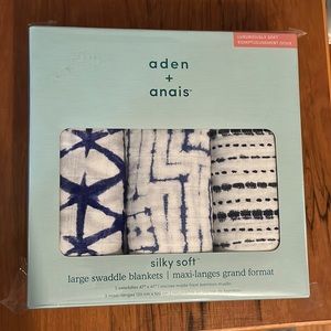 Aden+Anais swaddle blankets 3-pack